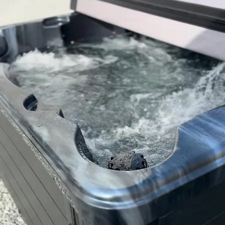 Clarendon House - Hot Tub Villa Skegness Exterior photo